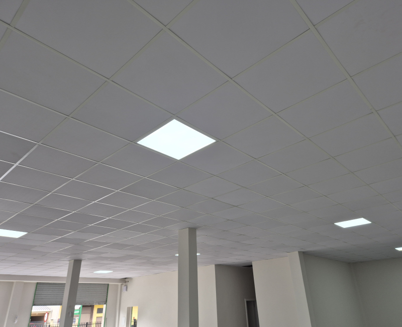 Emerson Centro Comercial - Almirante Tamandaré/PR